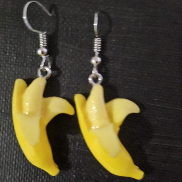 Bananna     Earings  New Without Tags - Picture 1 of 1